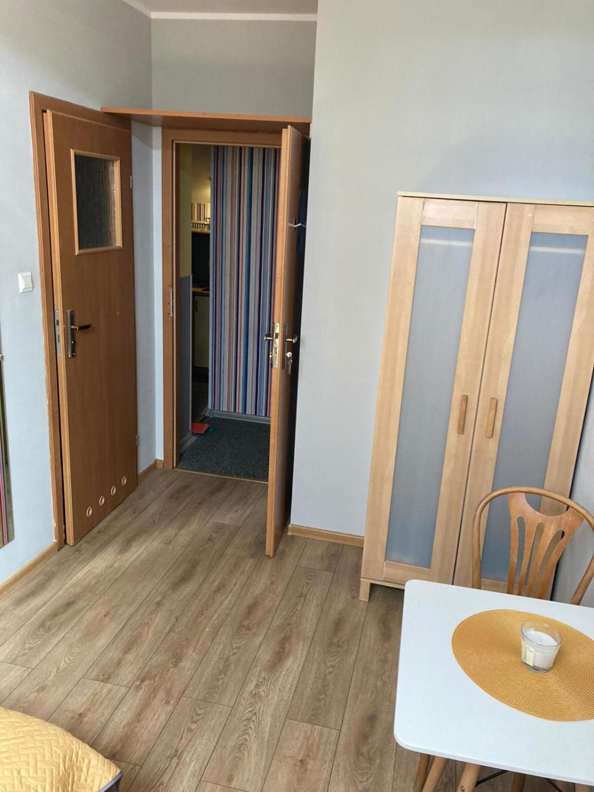 Stacja Sopot Pokoje Do Wynajecia Hotel ห้อง รูปภาพ